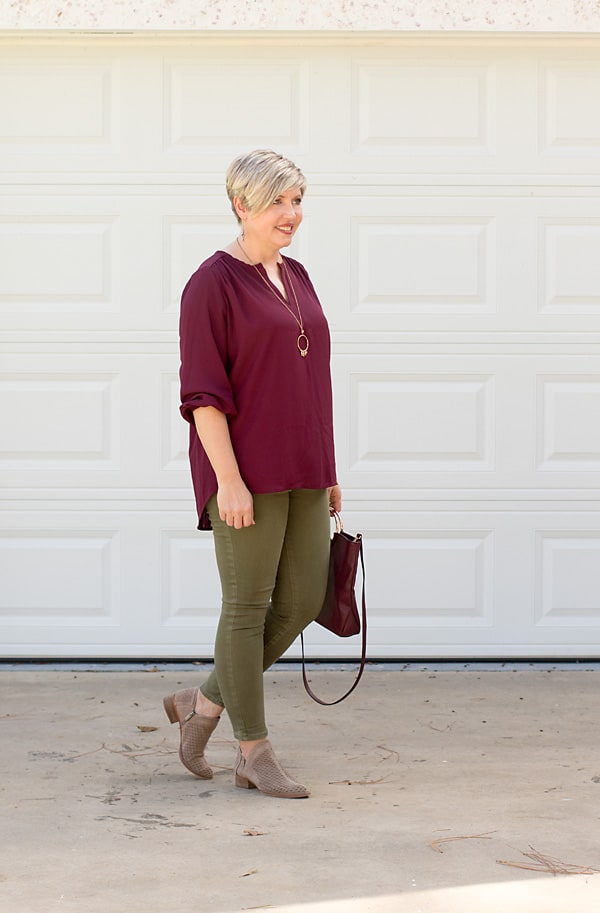 olive jeans outfit, fall outfit