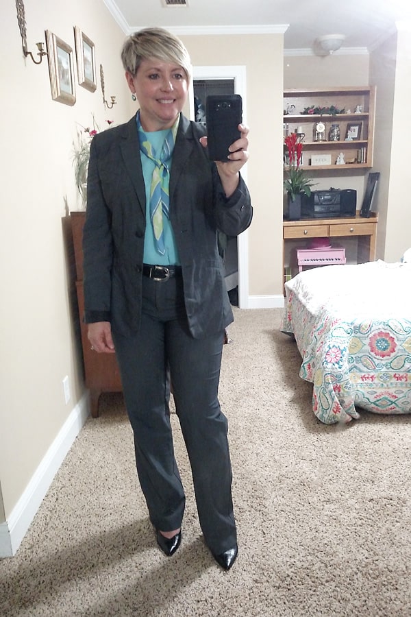 womens work outfit