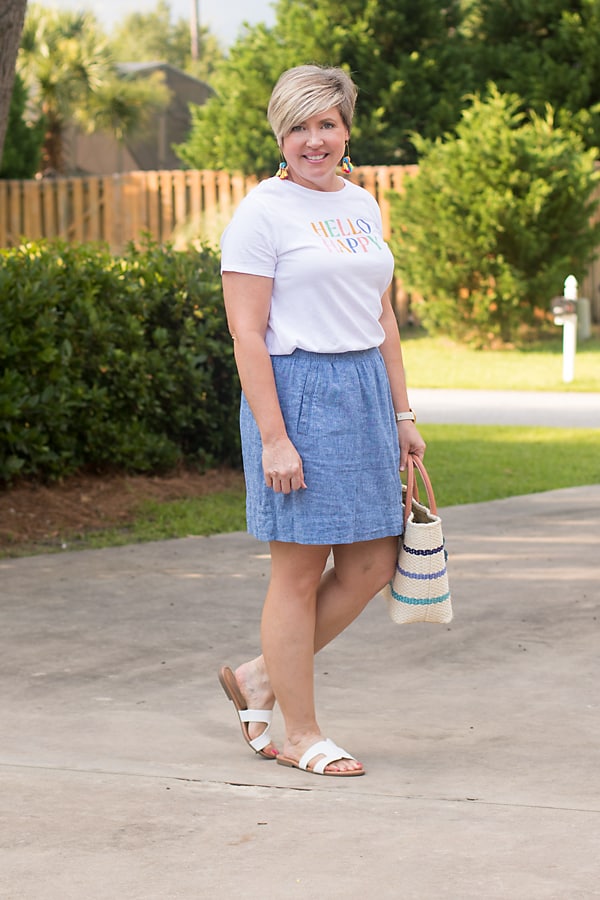 chambray skirt with graphic tee outfit