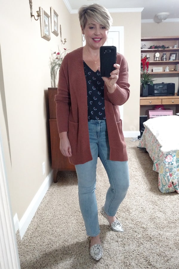 women's fall outfit with rust cardigan
