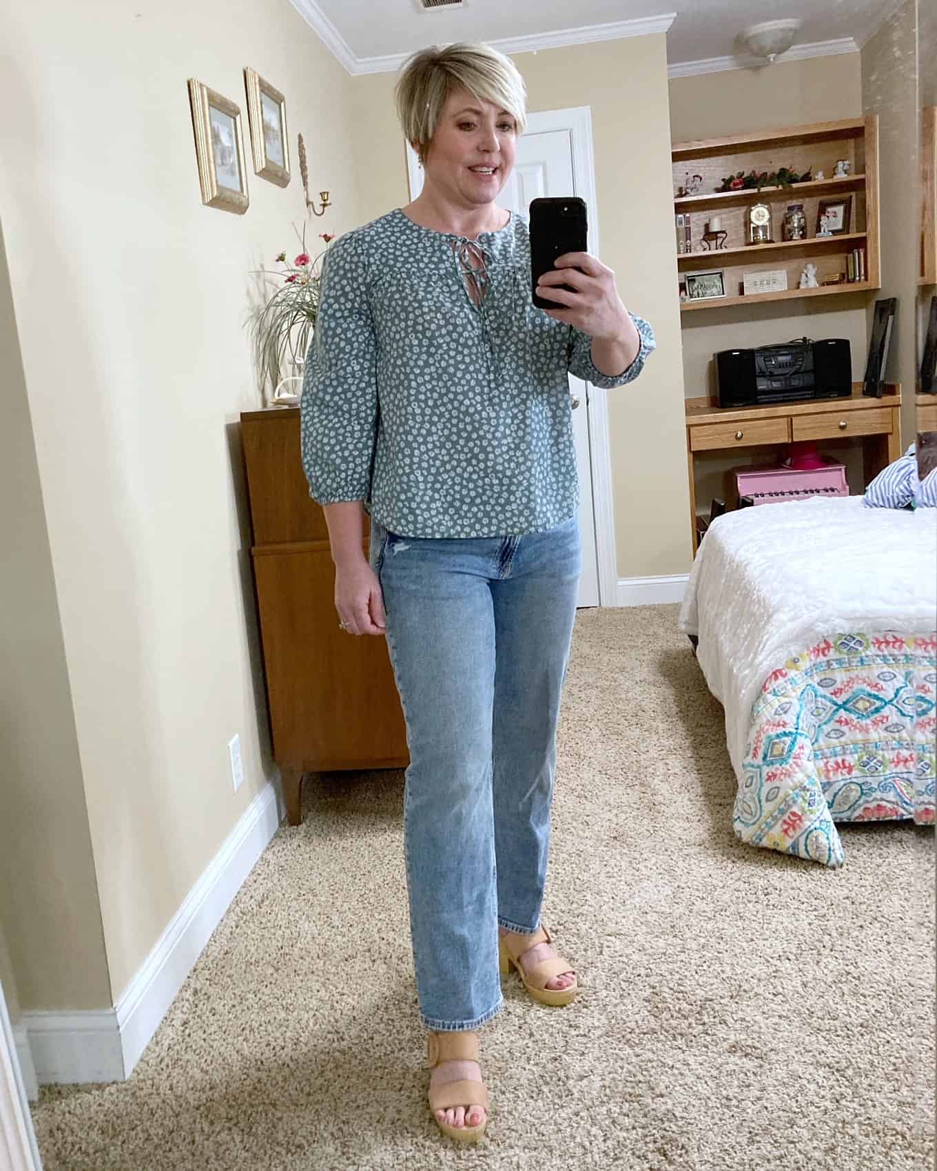 lightweight top for spring